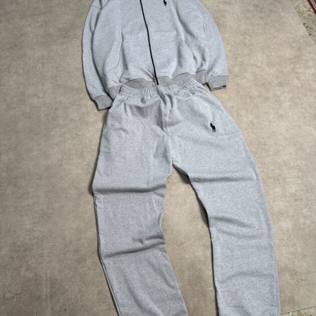 Ensemble polo (Brodrie)